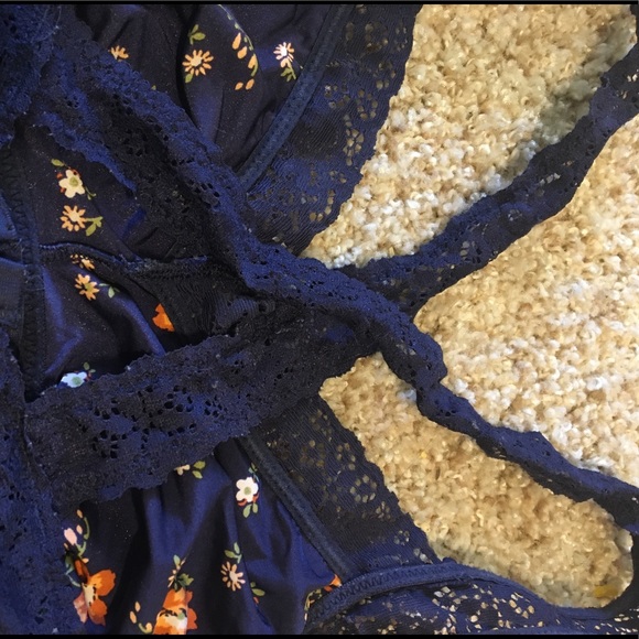 Bra - Picture 4 of 5